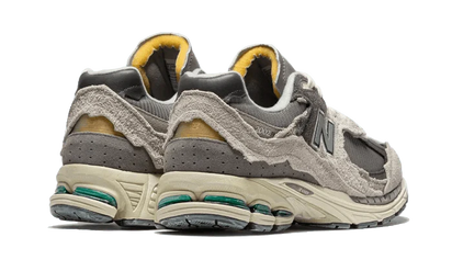 Buty New Balance New Balance 2002R Protection Pack Rain Cloud - widok z przodu - Rozmiary EU