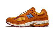 New Balance 2002R Salehe Bembury Peace Be The Journey niebieski-żółty - widok główny z boku | Saturaise.com