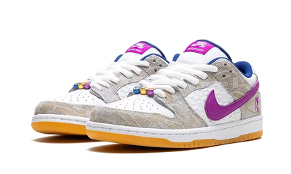 Kup oryginalne SB Dunk Low Rayssa Leal - widok z drugiego boku - Sneakersy