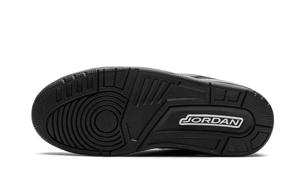 Air Jordan 3 Retro Black Cat (2025) - Kup oryginalne Air Jordan 3 Retro Black Cat (2025) CT8532-001 - widok z drugiego boku - Sneakersy