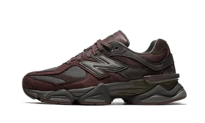 New Balance 9060 Truffle Rich Earth czerwony-szary - widok główny z boku | Saturaise.com