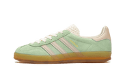 Adidas Gazelle Indoor Semi Green Spark biały-czerwony - widok główny z boku | Saturaise.com
