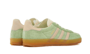 Buty Adidas Gazelle Indoor Semi Green Spark - widok z przodu - Rozmiary EU