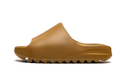 Adidas Yeezy Slide Ochre biały-brązowy - widok główny z boku | Saturaise.com