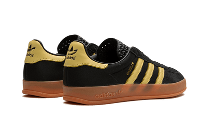 Buty Adidas Gazelle Indoor Core Black Almost Yellow - widok z przodu - Rozmiary EU