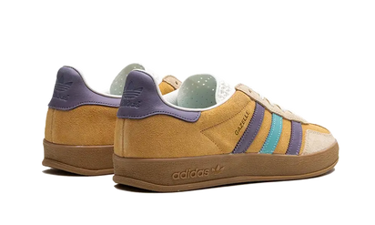 Buty Adidas Gazelle Indoor Glow Orange Shadow Violet - widok z przodu - Rozmiary EU