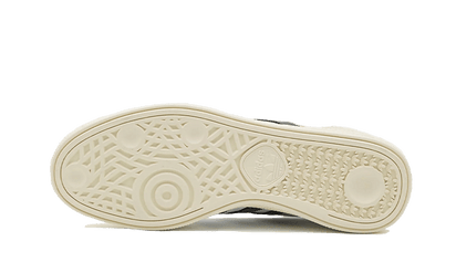 Buty Adidas Handball Spezial White Grey Five - widok z przodu - Rozmiary EU