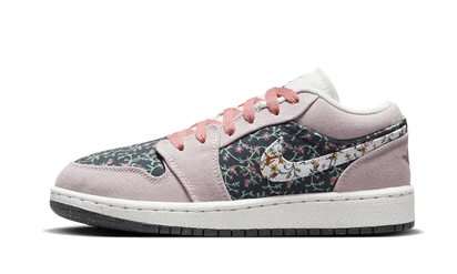 Air Jordan Air Jordan 1 Low Floral Canvas biały-różowy - widok główny z boku | Saturaise.com