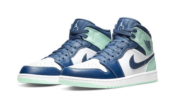 Air Jordan 1 Mid Mystic Navy Mint Foam - Kup oryginalne Air Jordan 1 Mid Mystic Navy Mint Foam 554724-413 - widok z drugiego boku - Sneakersy
