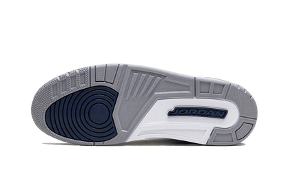 100% Oryginalne Air Jordan 3 Retro Midnight Navy - widok z tyłu - 775.00 PLN