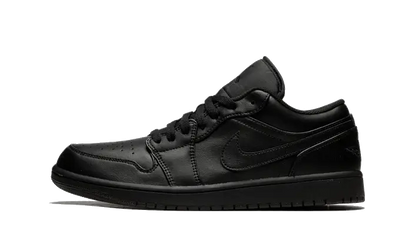 Air Jordan Air Jordan 1 Low Triple Black (2022) czarny - widok główny z boku | Saturaise.com