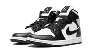 Kup oryginalne Air Jordan 1 Mid Panda DV0991-101 - widok z drugiego boku - Sneakersy