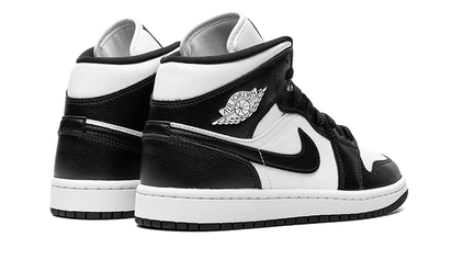 Buty Air Jordan Air Jordan 1 Mid Panda - widok z przodu - Rozmiary EU