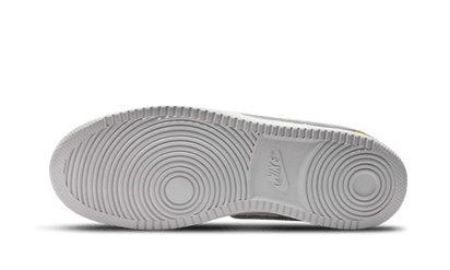 Buty Air Jordan Air Jordan 1 Retro AJKO Low SP Union Neutral Grey - widok z przodu - Rozmiary EU