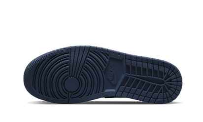 Buty Air Jordan Air Jordan 1 Retro Low OG Mystic Navy - widok z przodu - Rozmiary EU