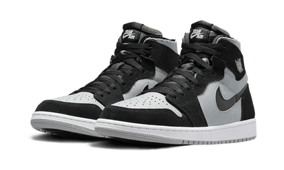 Kup oryginalne Air Jordan 1 Zoom CMFT Black Light Smoke Grey CT0978-001 - widok z drugiego boku - Sneakersy
