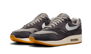 Kup oryginalne Air Max 1 Crepe Soft Grey FD5088-001 - widok z drugiego boku - Sneakersy
