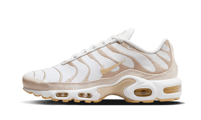 Nike Air Max Plus PRM Sanddrift beżowy - widok główny z boku | Saturaise.com