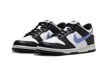 Kup oryginalne Dunk Low Next Nature TPU Swoosh FD0689-001 - widok z drugiego boku - Sneakersy