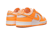 Buty Nike Dunk Low Peach Cream - widok z przodu - Rozmiary EU