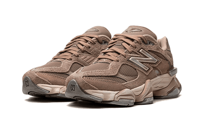 Kup oryginalne New Balance 9060 Mushroom Brown - widok z drugiego boku - Sneakersy