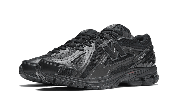 1906D Protection Pack Black Leather - Kup oryginalne 1906D Protection Pack Black Leather - widok z drugiego boku - Sneakersy