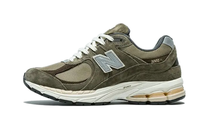 New Balance 2002R Olive Brown zielony-brązowy - widok główny z boku | Saturaise.com