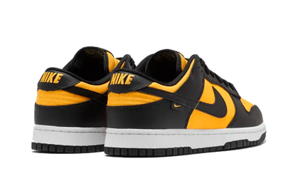 Buty Nike Dunk Low Black University Gold - widok z przodu - Rozmiary EU