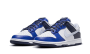 Kup oryginalne Dunk Low Game Royal Navy FQ8826-100 - widok z drugiego boku - Sneakersy