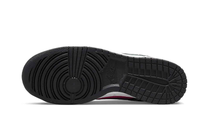 Buty Nike Dunk Low Graffiti Pink - widok z przodu - Rozmiary EU