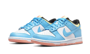Kup oryginalne Dunk Low Kyrie Irving DN4179-400 - widok z drugiego boku - Sneakersy
