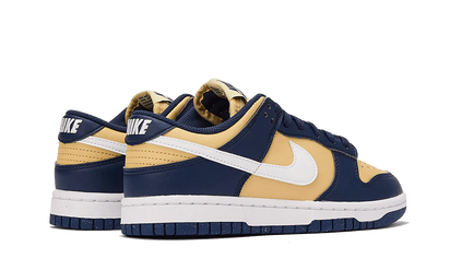 Buty Nike Dunk Low Next Nature Midnight Navy Gold - widok z przodu - Rozmiary EU