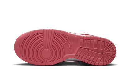 Buty Nike Dunk Low Valentine's Day - widok z przodu - Rozmiary EU