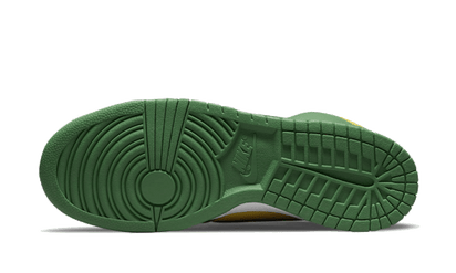 Buty Nike SB Dunk High Supreme By Any Means Brazil - widok z przodu - Rozmiary EU