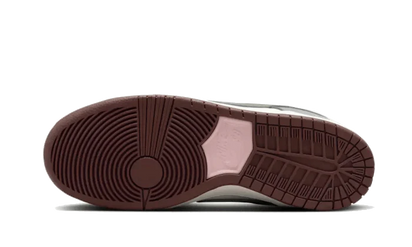 Buty Nike SB Dunk Low Yuto Horigome - widok z przodu - Rozmiary EU