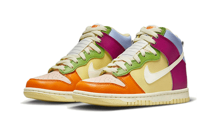 Kup oryginalne Nike Dunk High Multi-Color - widok z drugiego boku - Sneakersy