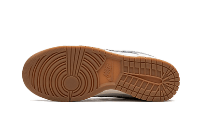 100% Oryginalne Dunk Low New Americana Washed Denim - widok z tyłu - 810.00 PLN