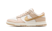 Nike Dunk Low Phantom Metallic Gold biały-beżowy - widok główny z boku | Saturaise.com