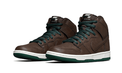Kup oryginalne SB Dunk High Baroque Brown (2021) - widok z drugiego boku - Sneakersy