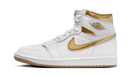 Air Jordan Air Jordan 1 Retro High OG Metallic Gold biały-brązowy - widok główny z boku | Saturaise.com