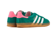 Buty Adidas Gazelle Indoor Collegiate Green Lucid Pink - widok z przodu - Rozmiary EU