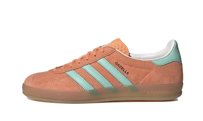 Adidas Gazelle Indoor Easy Orange biały-pomarańczowy - widok główny z boku | Saturaise.com
