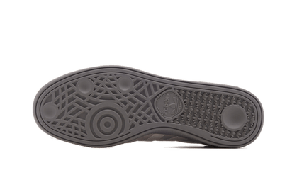 100% Oryginalne Handball Spezial Triple Grey - widok z tyłu - 2565.00 PLN