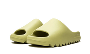 Kup oryginalne Yeezy Slide Resin (Restock Pair) - widok z drugiego boku - Sneakersy
