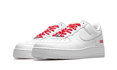 Nike Air Force 1 Low White Supreme - widok z drugiego boku - Premium Quality