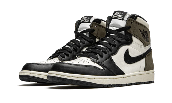 Air Jordan 1 High Dark Mocha - Kup oryginalne Air Jordan 1 High Dark Mocha 555088-105 - widok z drugiego boku - Sneakersy