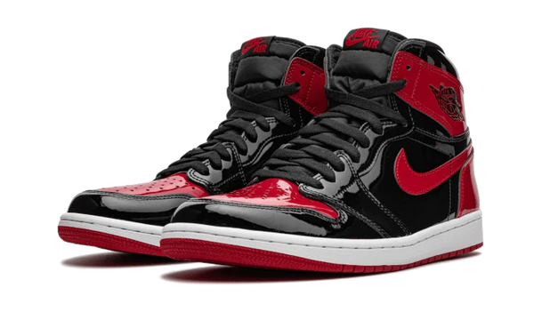 Air Jordan 1 High OG Patent Bred - Kup oryginalne Air Jordan 1 High OG Patent Bred 555088-063 - widok z drugiego boku - Sneakersy