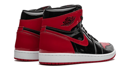 Buty Air Jordan Air Jordan 1 High OG Patent Bred - widok z przodu - Rozmiary EU