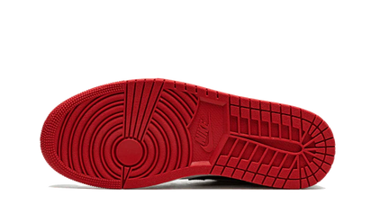 100% Oryginalne Air Jordan 1 Low Bred Toe (2021) - widok z tyłu - 655.00 PLN