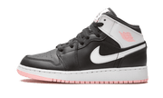 Air Jordan Air Jordan 1 Mid Arctic Pink Black czarny-biały - widok główny z boku | Saturaise.com